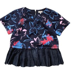 SUNO Short Sleeve Pleated Peplum Bold Floral Top In Navy